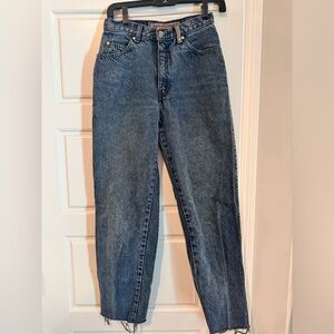 Vintage LEVIS 900 Series SILVER TAB High rise tapered jeans 7 DISTRESSED